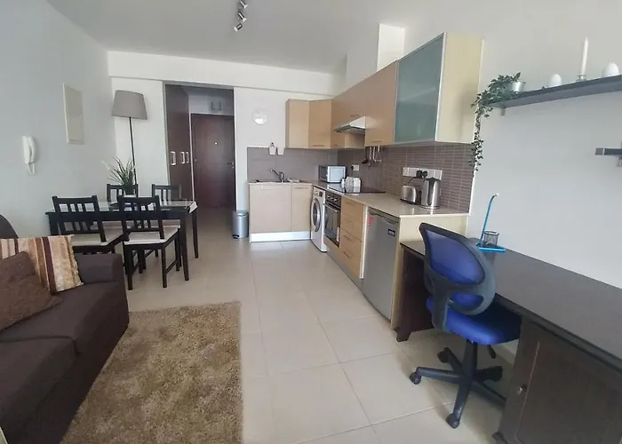 Gardens A202 פיילה