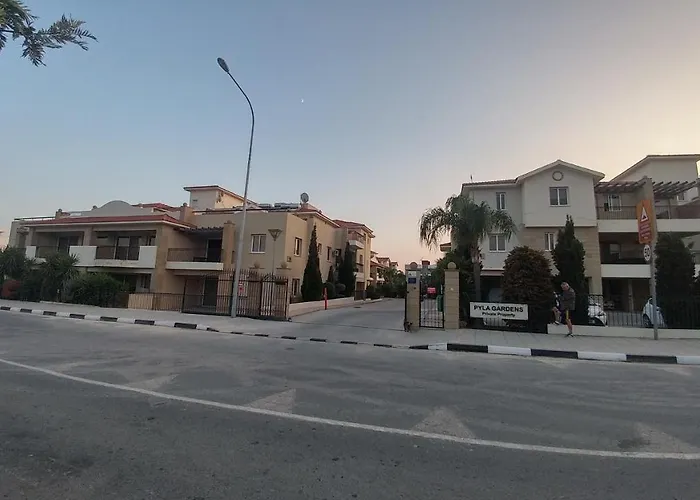 Gardens A202 פיילה